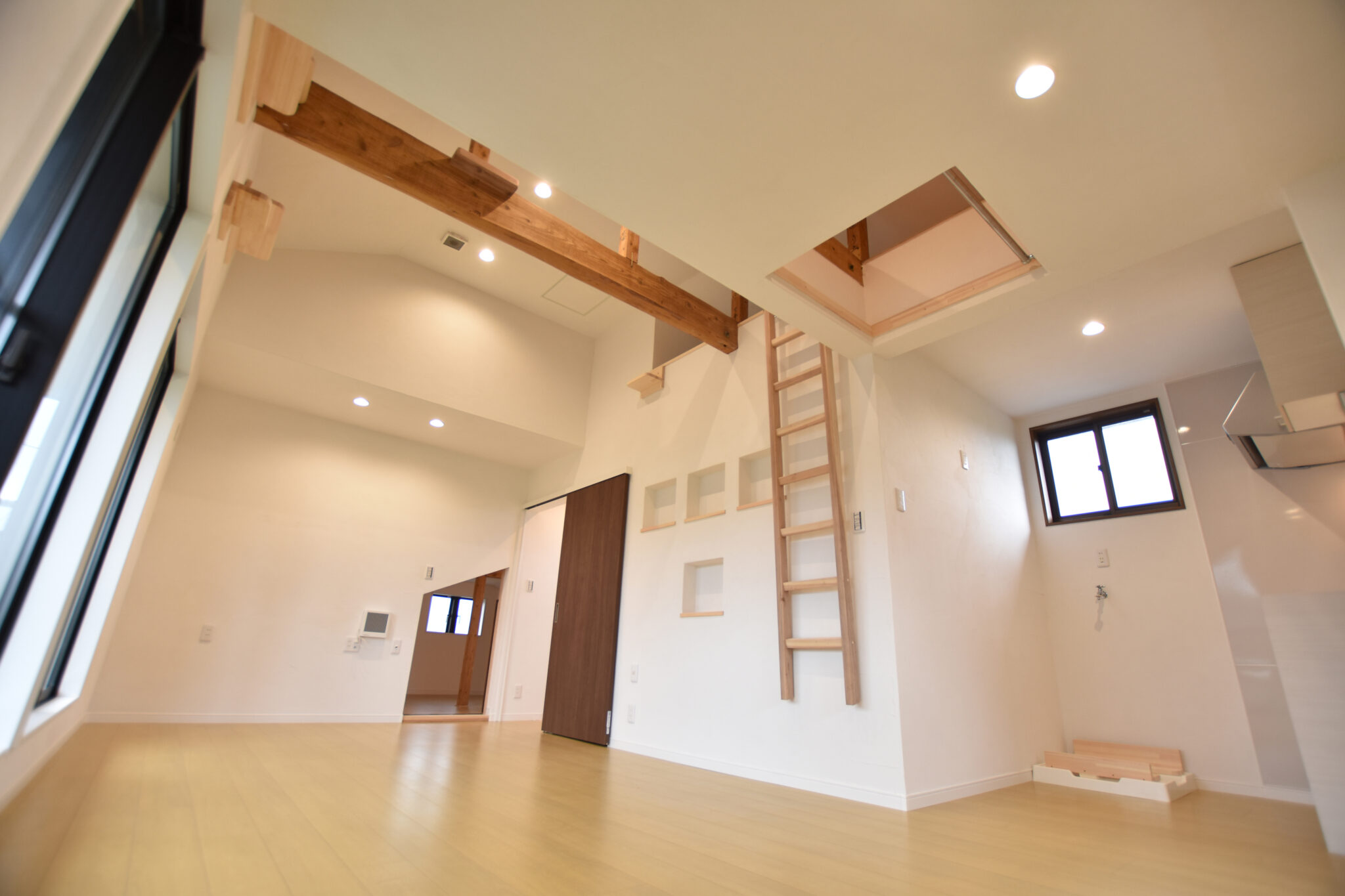 【リノベ】狭小スペースで快適に暮らす！