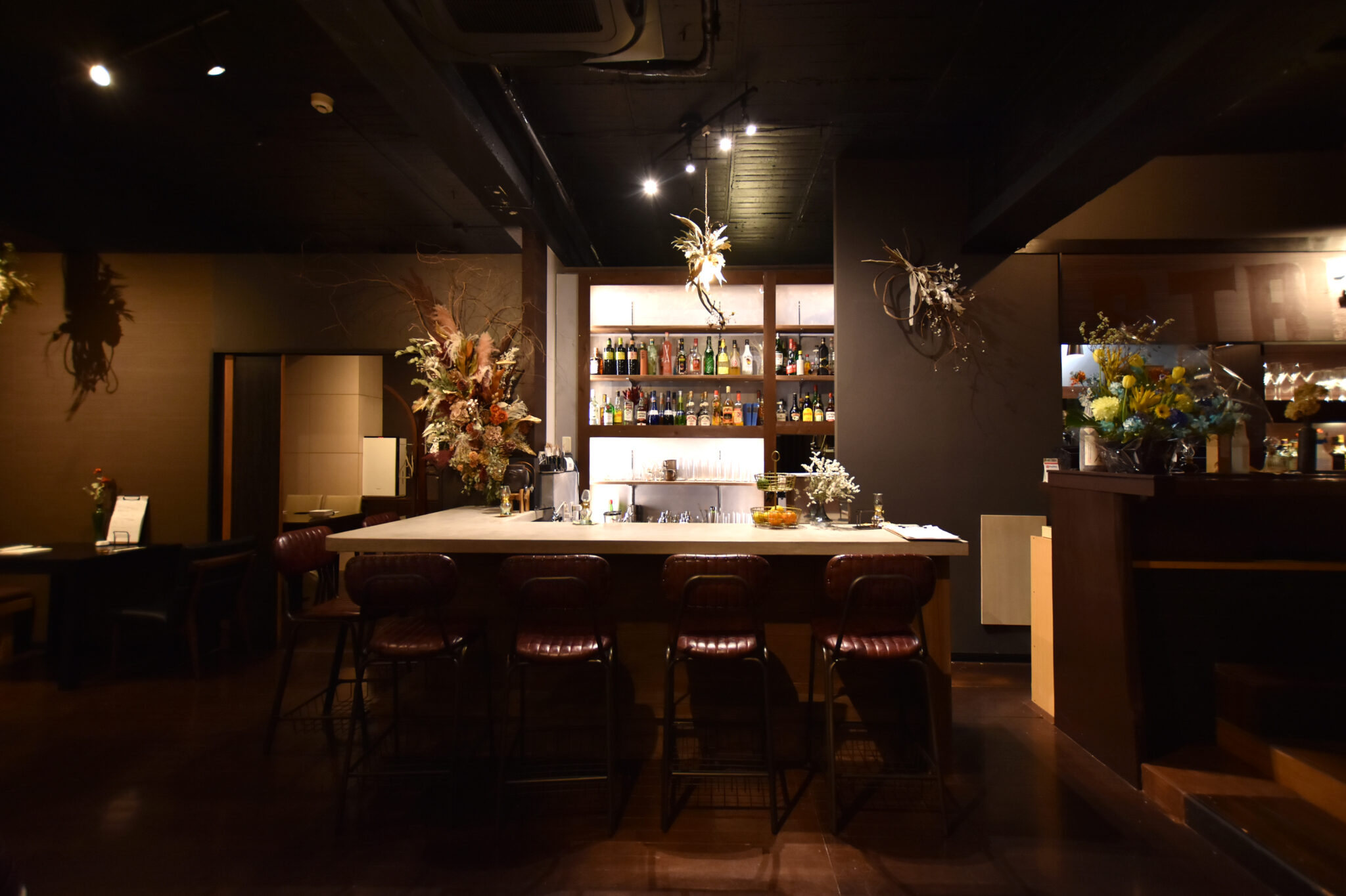 【リノベ】高級感あるダイニングバー