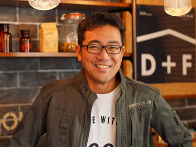 代表 神田 光輝